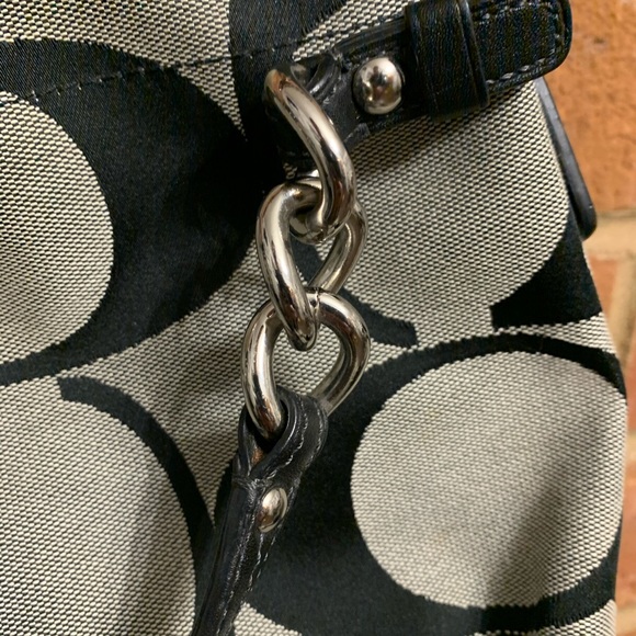 COACH Signature Logo bag - Picture 2 of 7